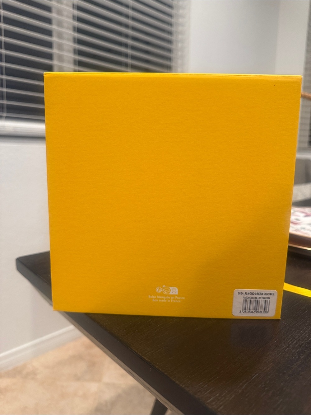 L’occitane gift box - Picture 3 of 5